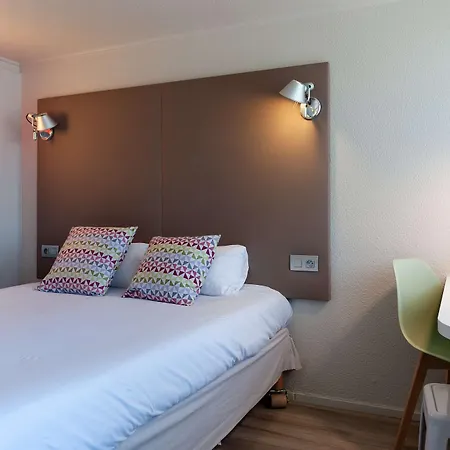 Hotel Campanile Beaune 3*