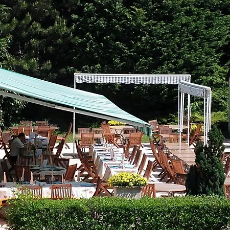 فندق Campanile 3*