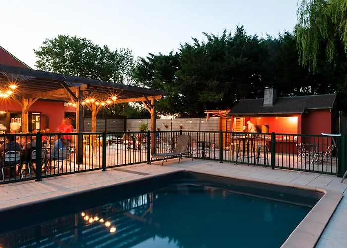 Ξενοδοχείο Campanile Μπον