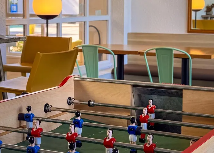 Campanile 3* Μπον