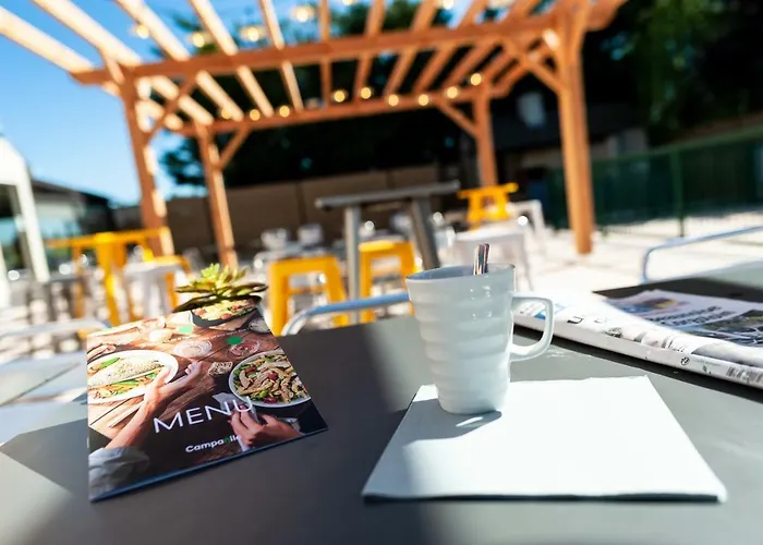 Campanile Ξενοδοχείο Μπον